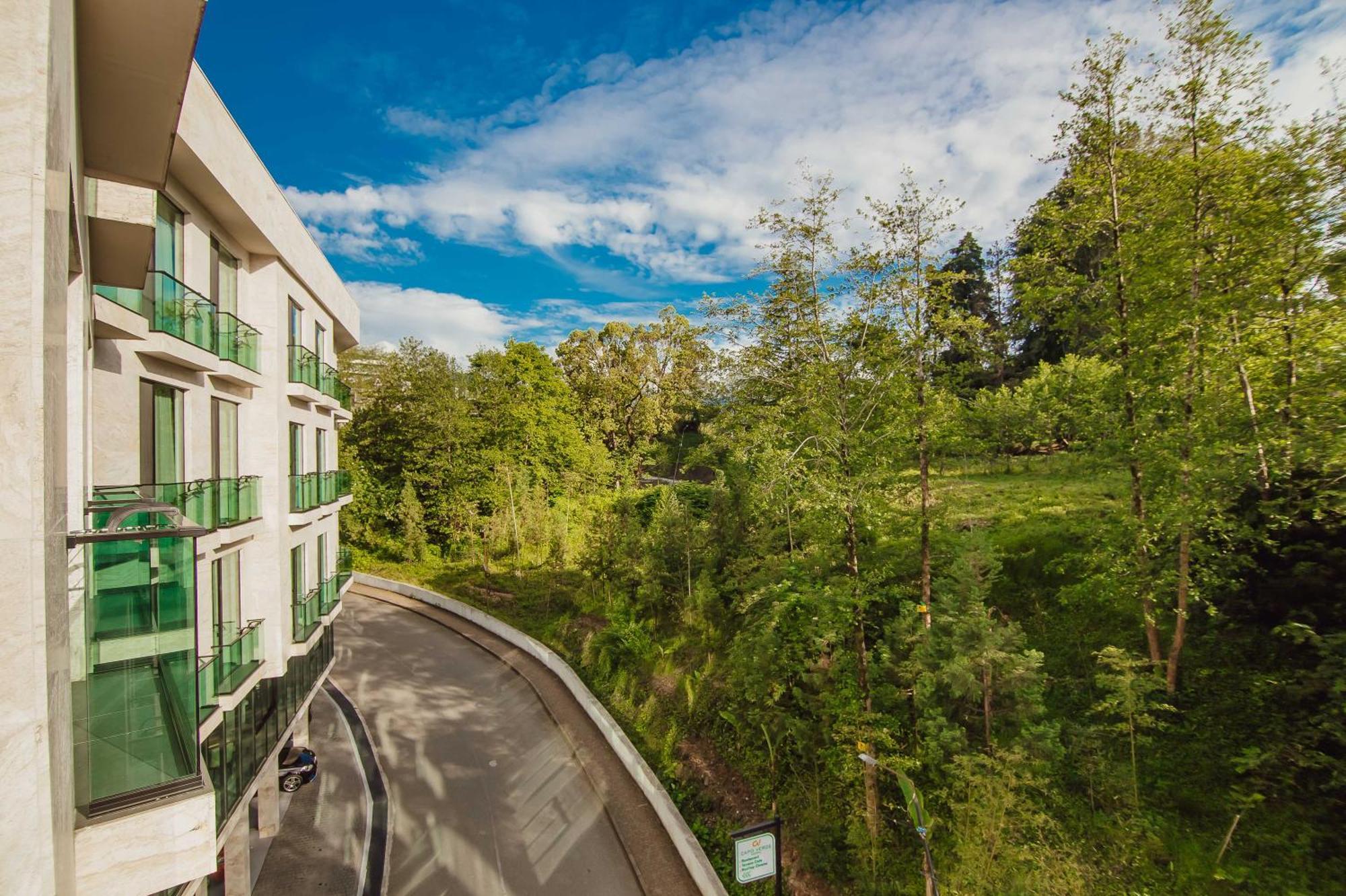 Capo Verde Hotel Batumi Exterior photo